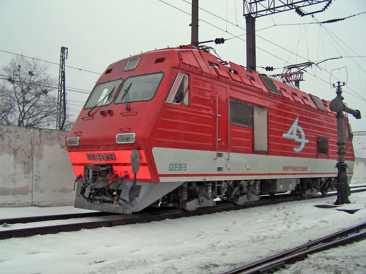 Електровоз ДС3-009, локомотивне депо Київ-Пасс.