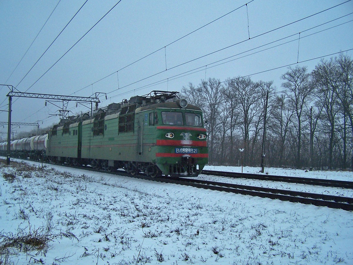 Електровоз ВЛ80Т-1321, перегон Чуднів-Волинський - Разіно, Житомирська обл.