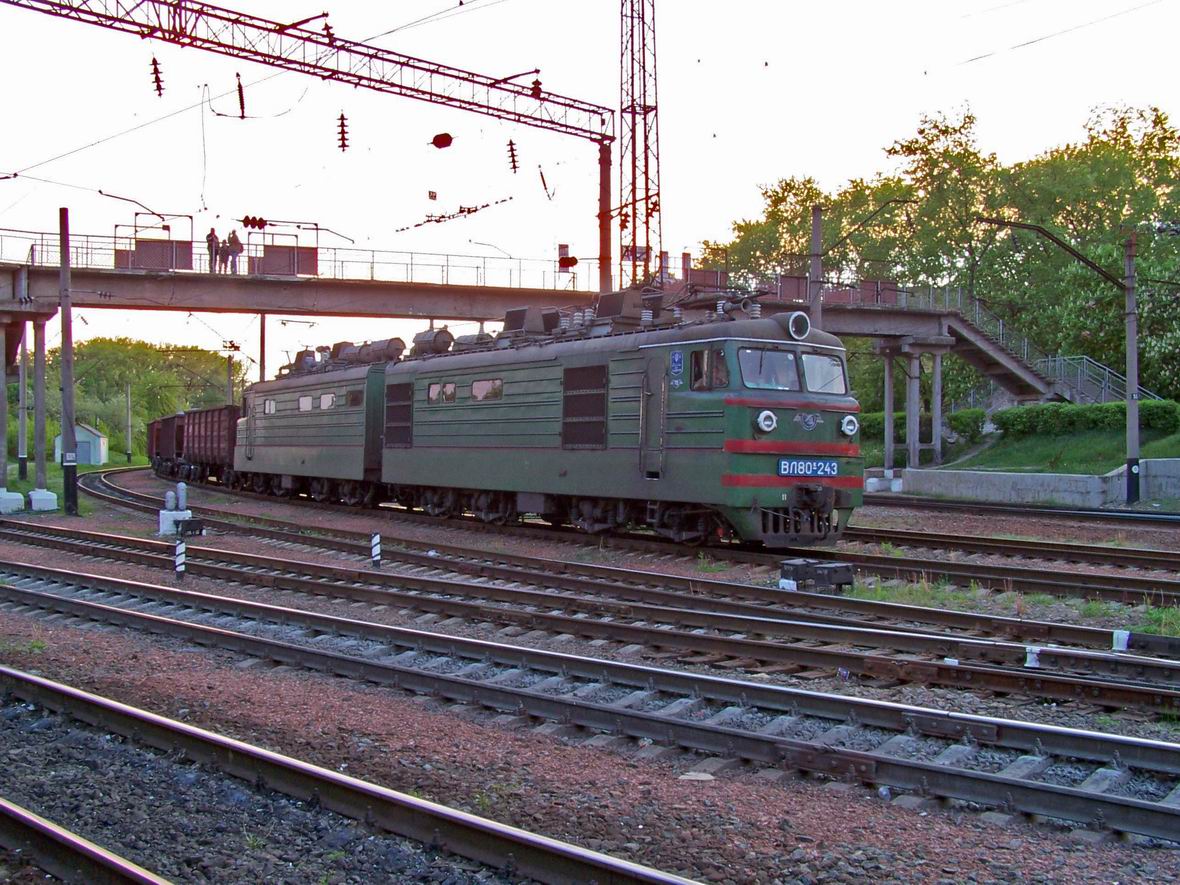 Електровоз ВЛ80К-243, ст. Київ-Волинський