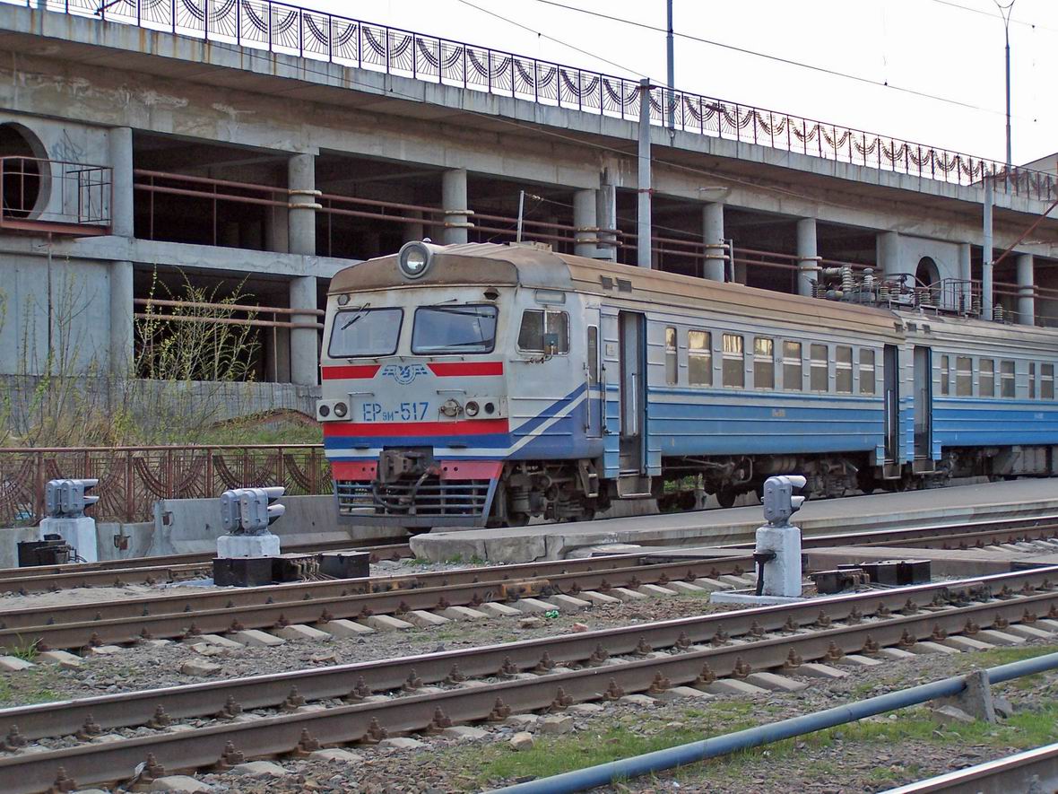 Електропоїзд ЕР9М-517, Північна платформа №4, ст. Київ-Товарний