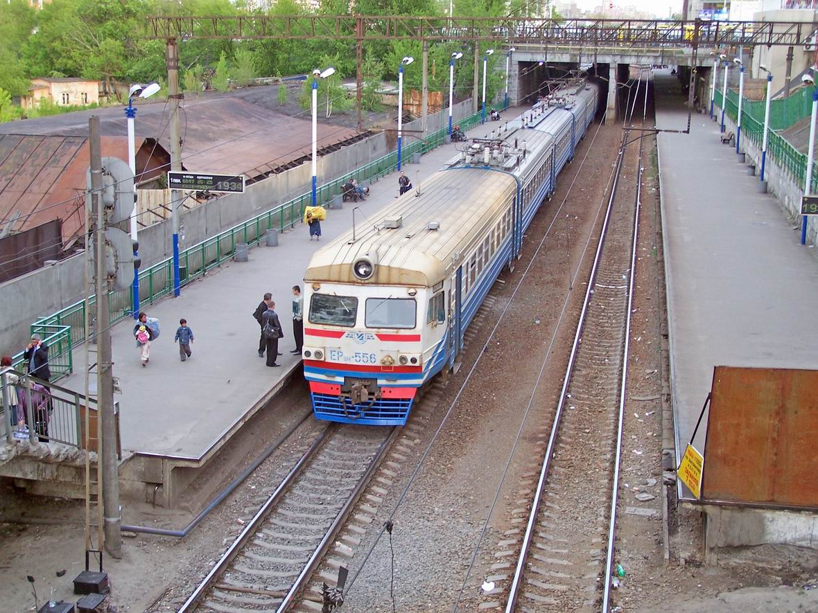 Електропоїзд ЕР9М-556, Північна платформа №1, ст. Київ-Товарний