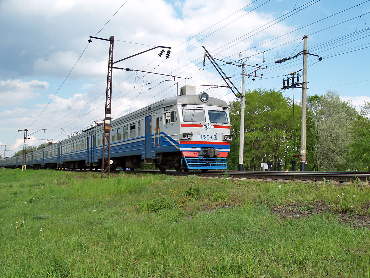 Електропоїзд ЕР9Є-631, перегон Київ-Волинський - Вишневе