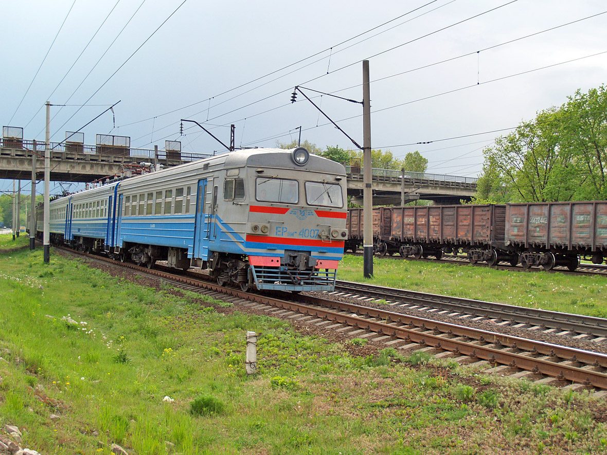 Електропоїзд ЕР9М-396 (головний вагон 4007), перегон Вишневе - Київ-Волинський