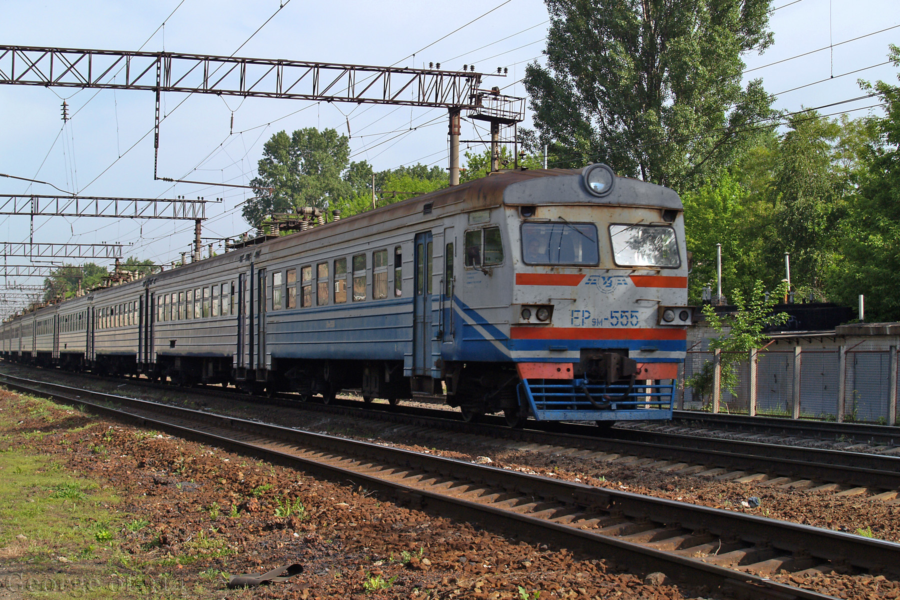 Електропоїзд ЭР9М-5555, станція Київ-Товарний
