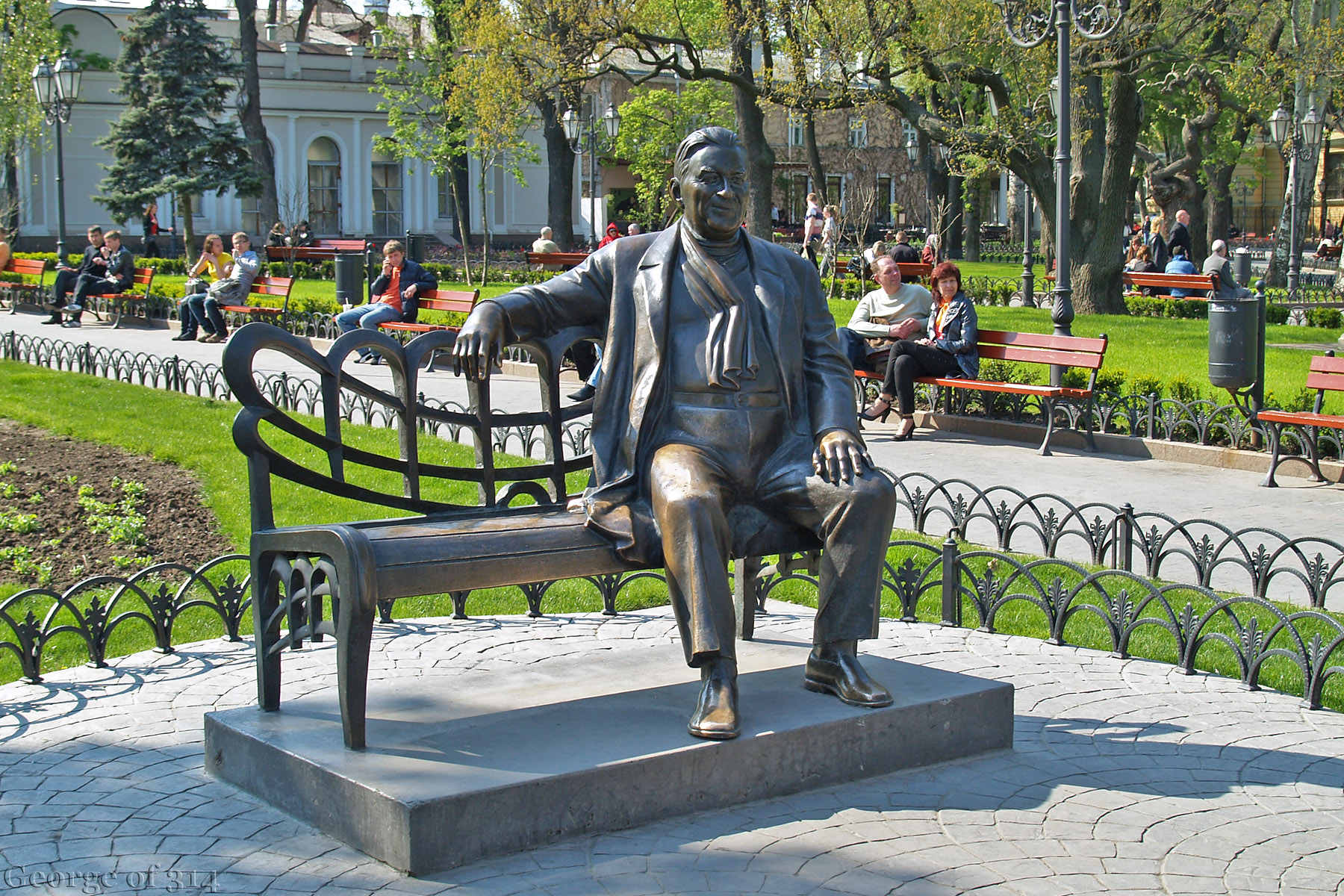 Пам'ятник Леоніду Утьосову, Дерибасівська вулиця, Одеса