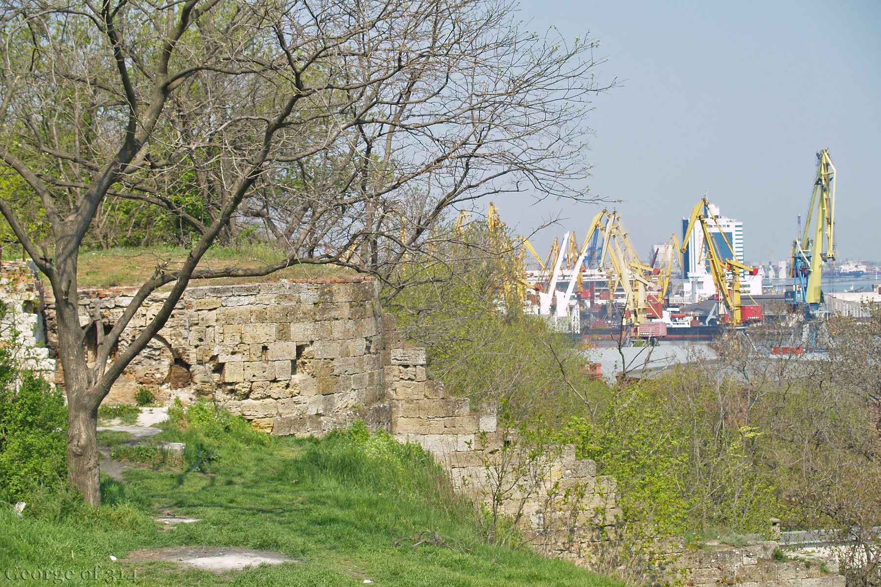 Залишки Південної вежі фортеці (Карантину), парк ім. Т. Шевченка, Одеса