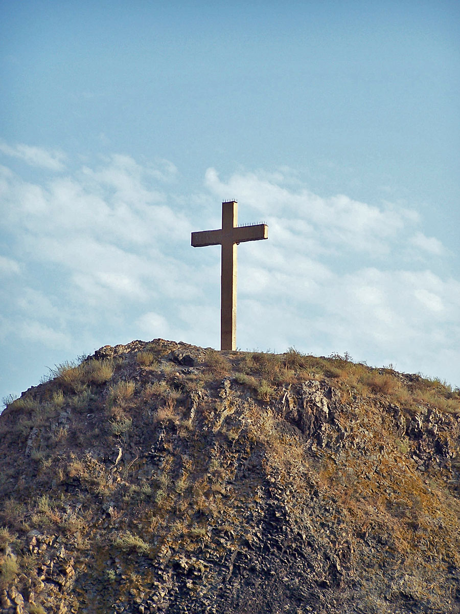 Хрест на верхівці Скелі Святого Явлення, Фіолент