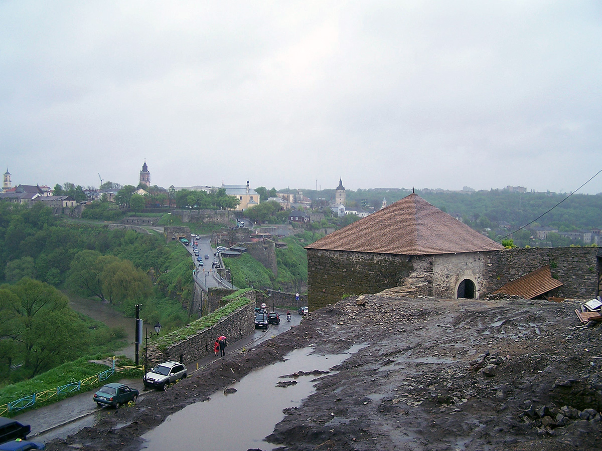 Вигляд з фортеці на Старе місто