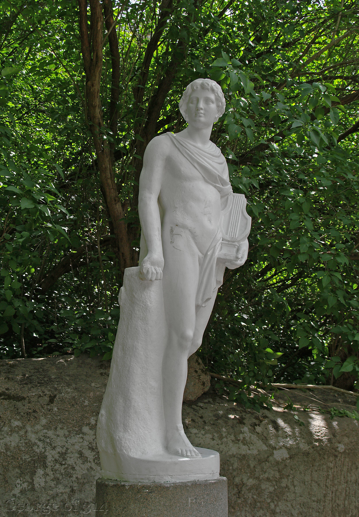 Статуя Орфея, дендропарк 