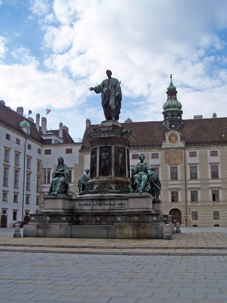Пам'ятник кайзеру Францу І, Відень