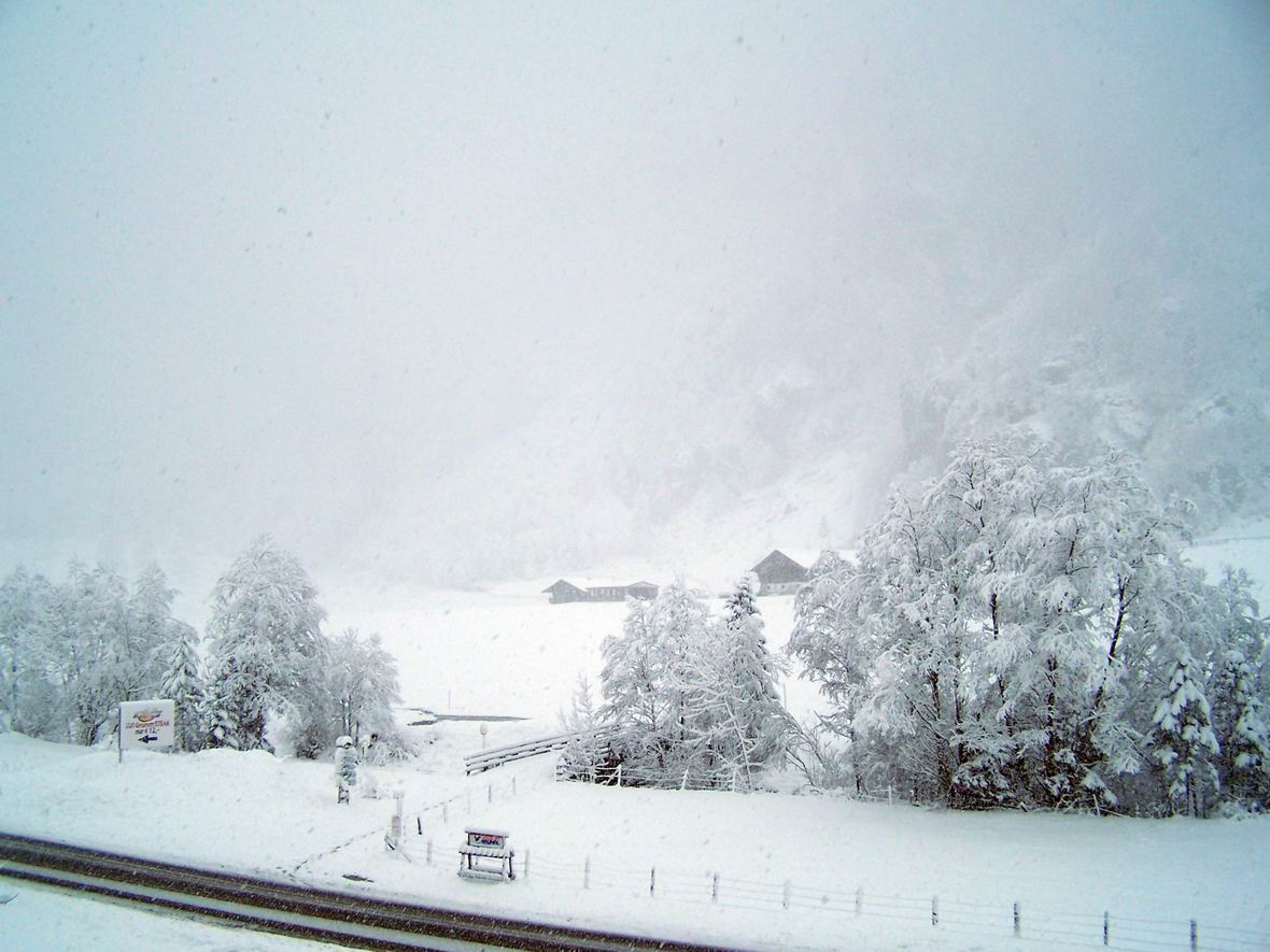Сніжні Альпи, околиці м. Капрун, Австрія