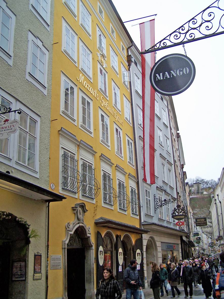 Будинок, в якому народився Моцарт, Зальцбург, Австрія