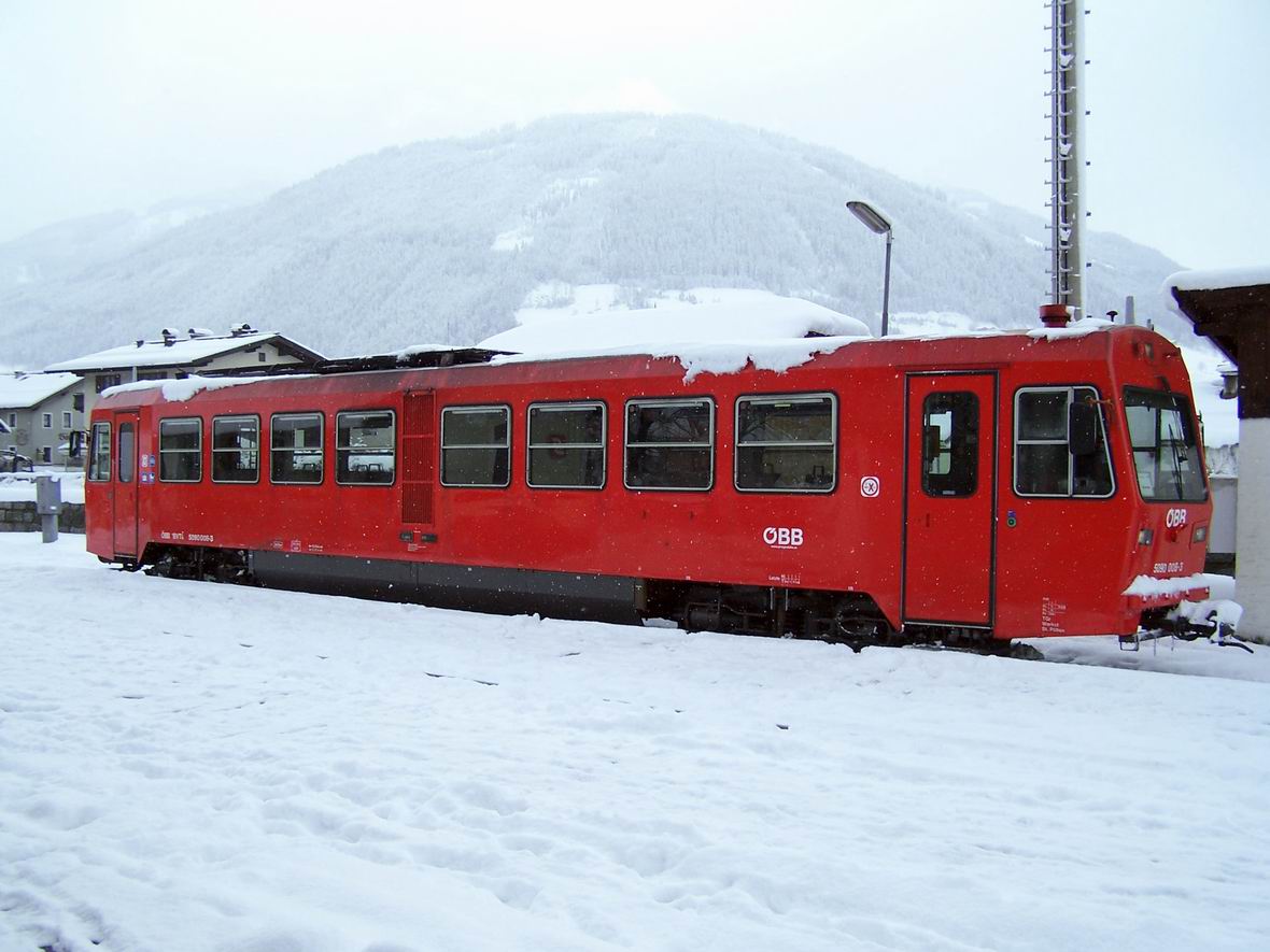 Рейковий автобус 5090.008-3, ст. Міттерсілль вузькоколійної дороги Пінцгау, Австрія